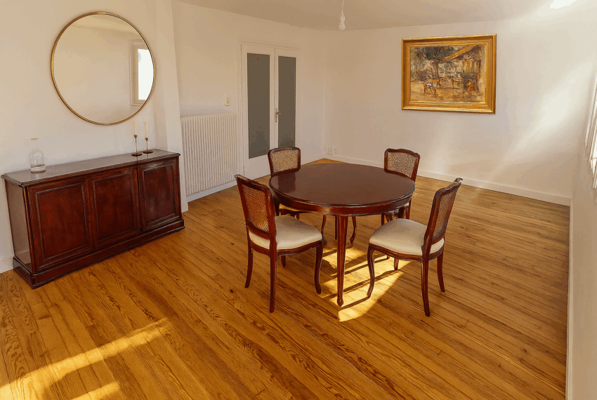 photo_45f6735a986e422715ca5df41be8759e