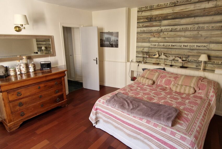 photo_48f742ca3727a91be02f19128721132e