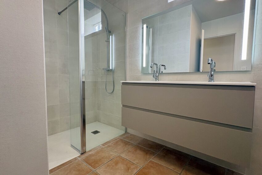 photo_cb4f935ffb184d6bc68233301de14f4f